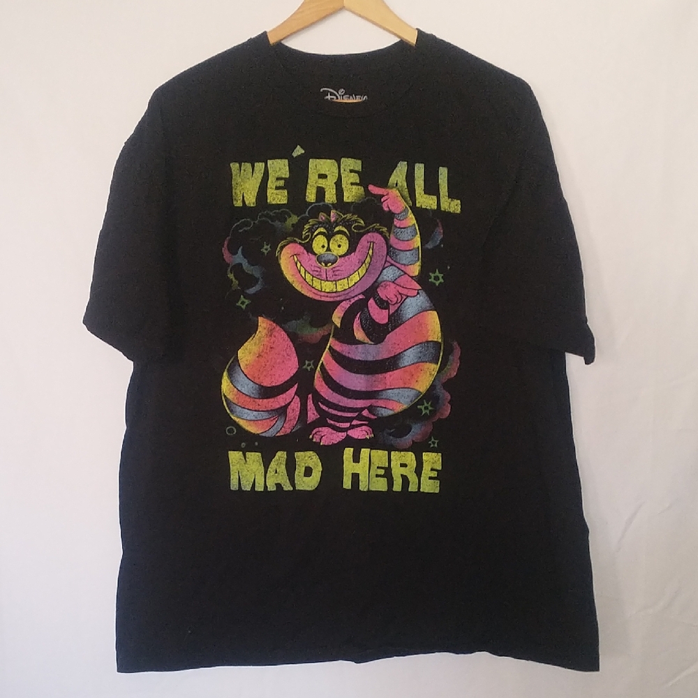 Disney Alice In Wonderland Black Tee with Colorful Cheshire Cat Graphic XL